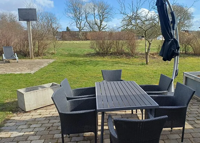 Country View Near 6 Persons * Ostbirk
