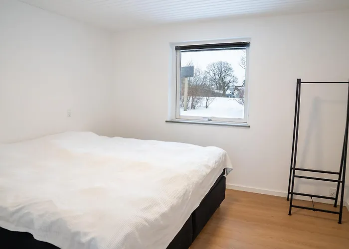 Villa Country View Near 6 Persons Ostbirk